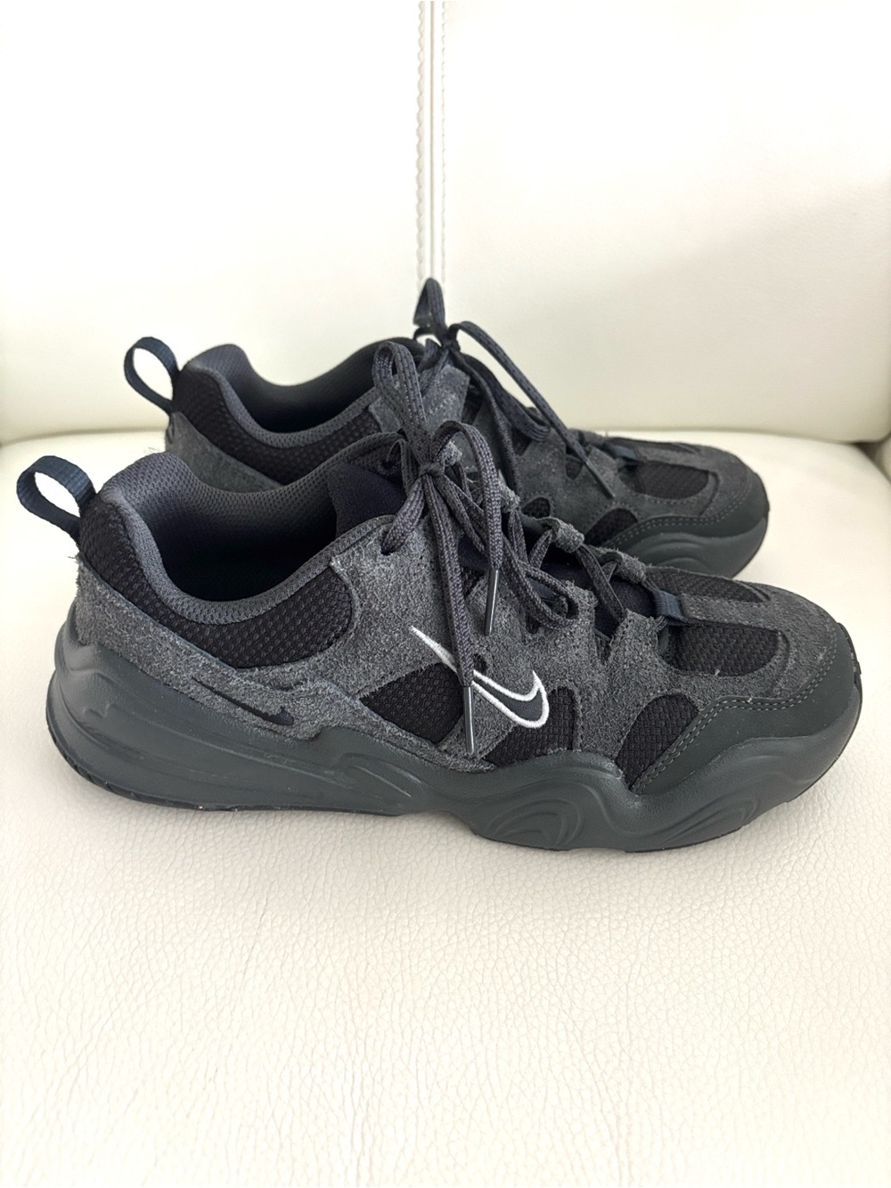 Nike TECH HERA Athletic Sneakers Running Shoes ANTHRACITE-SMOKE GREY-BLACK 7.5